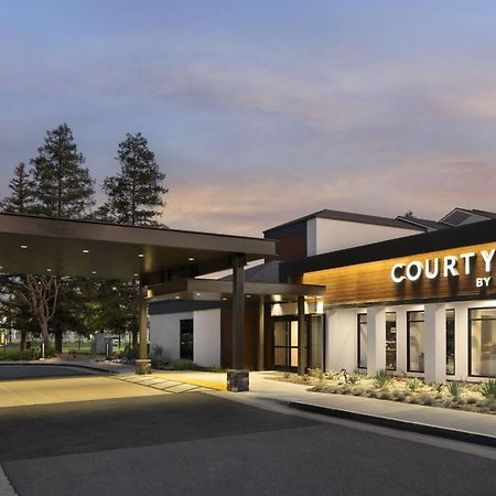 Hotel Courtyard By Marriott Bakersfield Exterior foto